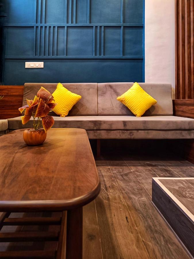 Hotel Essence Веллуру Экстерьер фото